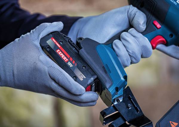 Bosch EXTH18V-50M Akku-Holzklammerer<br>