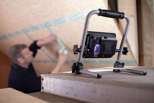 brennenstuhl Akku LED Baustrahler EL 2000 MA 2150lm, IP54<br>