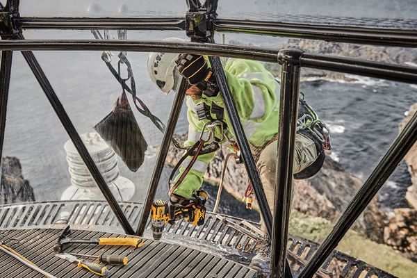 Dewalt DCD996P2 Akku-Schlagbohrschrauber<br>