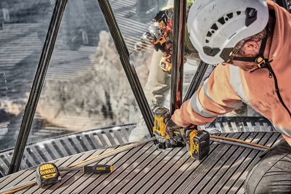 Dewalt DCD996P2 Akku-Schlagbohrschrauber<br>
