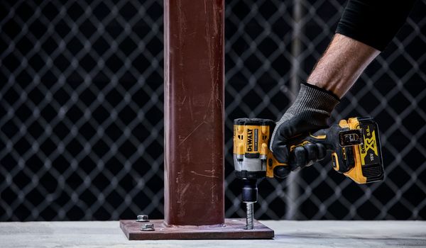 Dewalt DCF921NT Akku-Schlagschrauber, 1/2""<br>