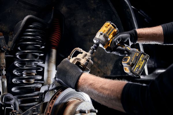 Dewalt DCF923P2G Akku-Schlagschrauber, 3/8""<br>