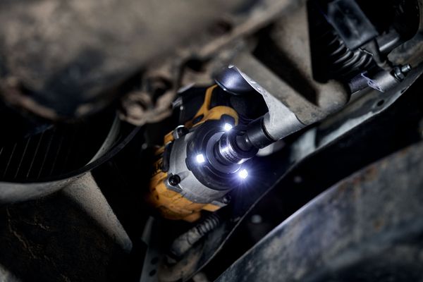 Dewalt DCF923P2G Akku-Schlagschrauber, 3/8""<br>