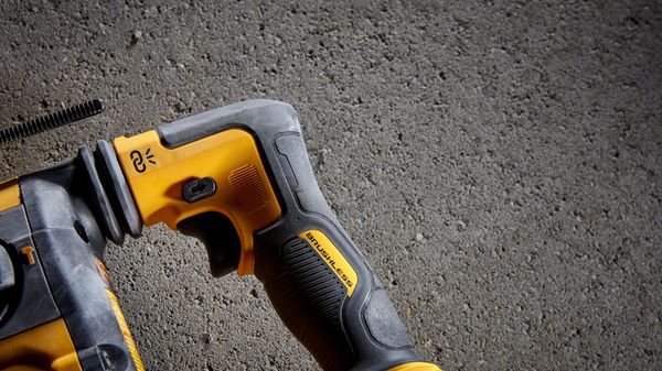 Dewalt DCH416NT Akku-Kombihammer SDS-plus<br>