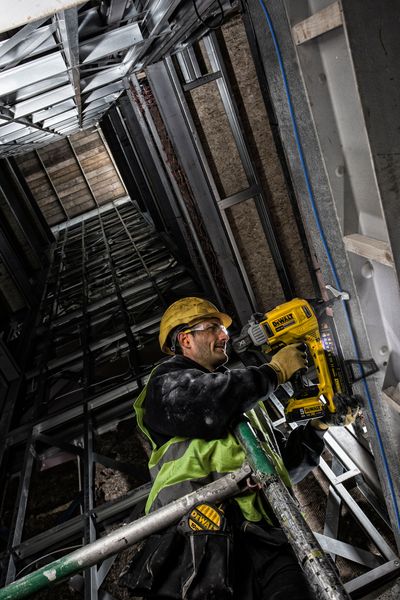 Dewalt DCN890N Akku-Betonnagler<br>