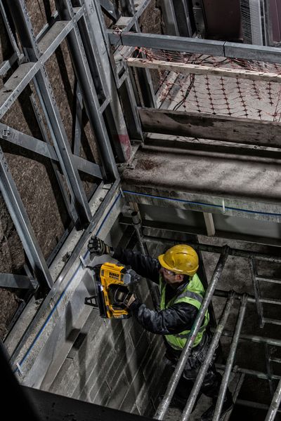 Dewalt DCN890N Akku-Betonnagler<br>