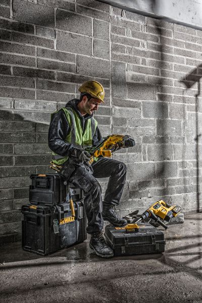 Dewalt DCN890N Akku-Betonnagler<br>