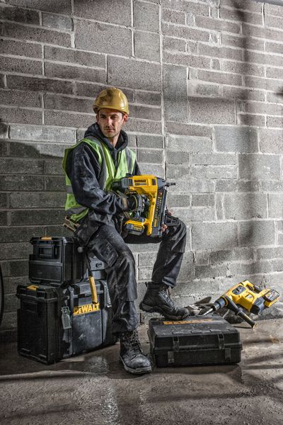 Dewalt DCN890N Akku-Betonnagler<br>