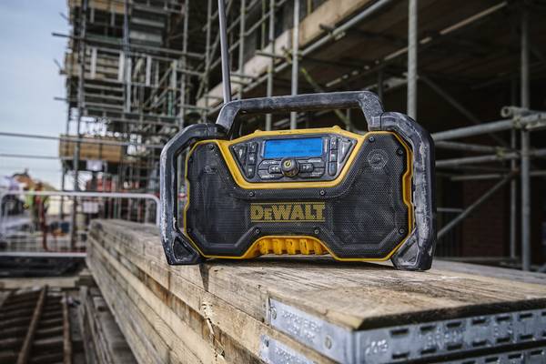 Dewalt DCR029 Akku- und Netz-Kompakt-Radio<br>