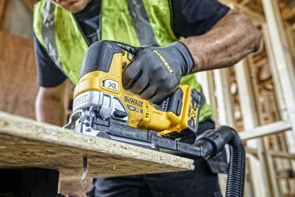 Dewalt DCS334NT Akku-Pendelhub-Stichsäge<br>