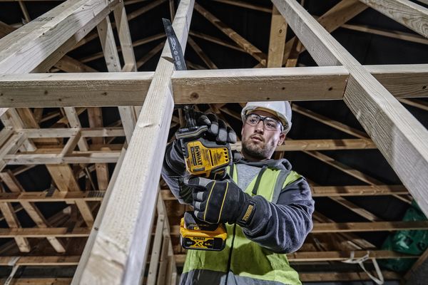 Dewalt DCS369NT Akku-Kompakt-Säbelsäge<br>