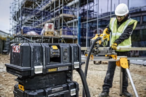 Dewalt DCV586MK Akku-Nass-/Trockensauger<br>