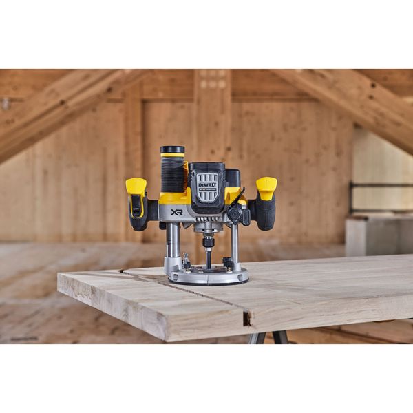 Dewalt DCW620NT Akku-Oberfräse<br>