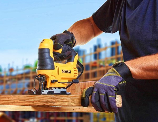 Dewalt DWE349 Pendelhub-Stichsäge<br>