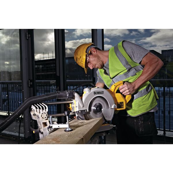 Dewalt DWS778 Paneelsäge<br>