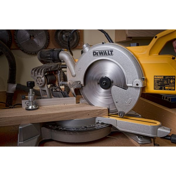 Dewalt DWS778 Paneelsäge<br>