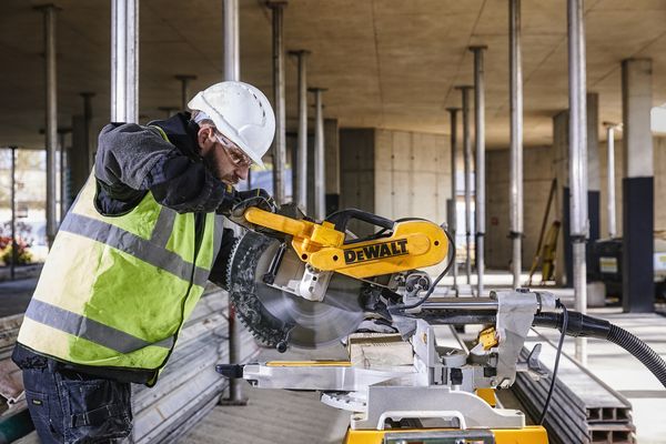 Dewalt DWS780 Paneelsäge<br>