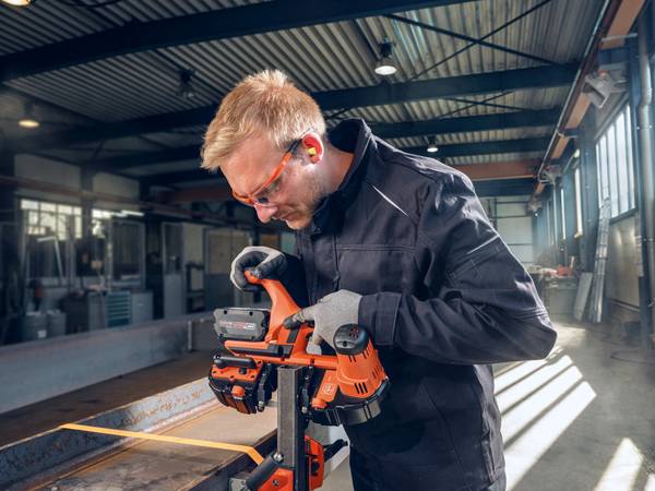 FEIN Akku-Bandsäge für Schnitttiefen bis 63,5 mm ABAS 18-63 AS Set 2 x 8 Ah<br>
