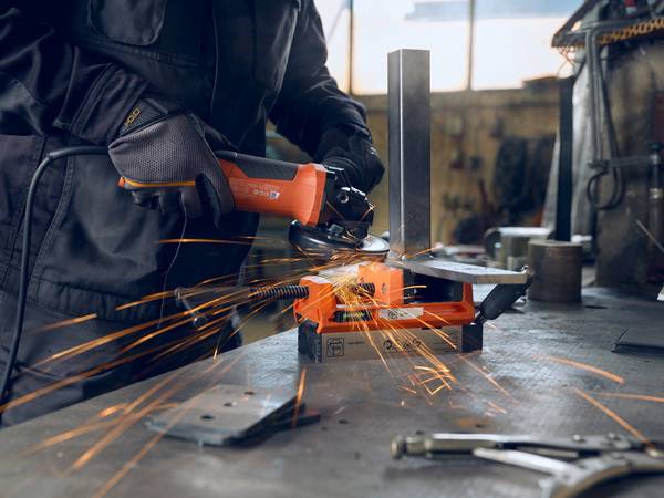 FEIN Permanentmagnet mit einer maximalen Haltekraft von 7 800 N VersaMAG<br>