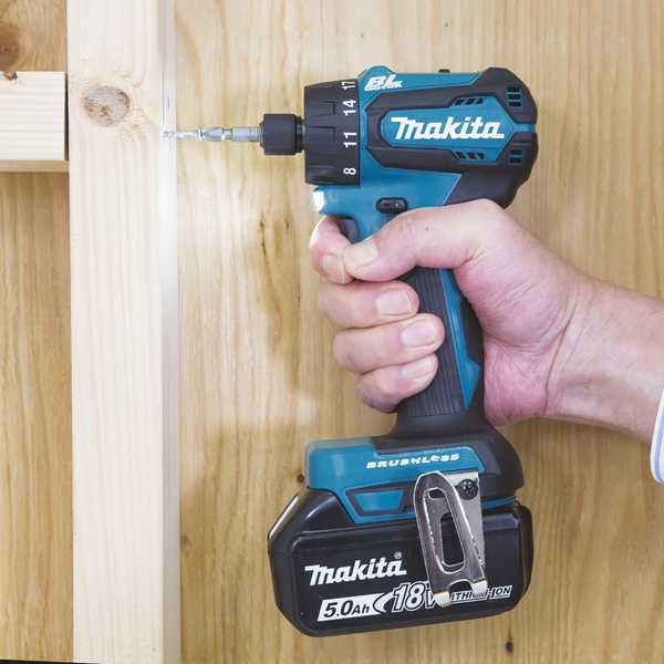 Makita DDF083RTJ Akku-Schrauber 18V<br>