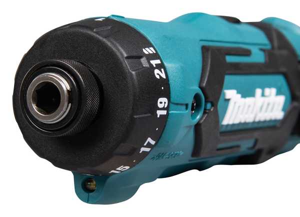 Makita DF012DSE Akku-Schraubenzieher<br>