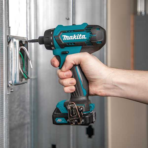 Makita DF033DSYJ Akku-Schrauber 12V<br>