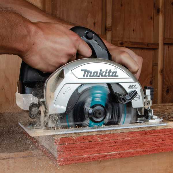 Makita DHS661ZJU Akku-Handkreissäge 18V<br>