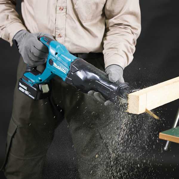 Makita DJR186RTE Akku-Säbelsäge 18V<br>