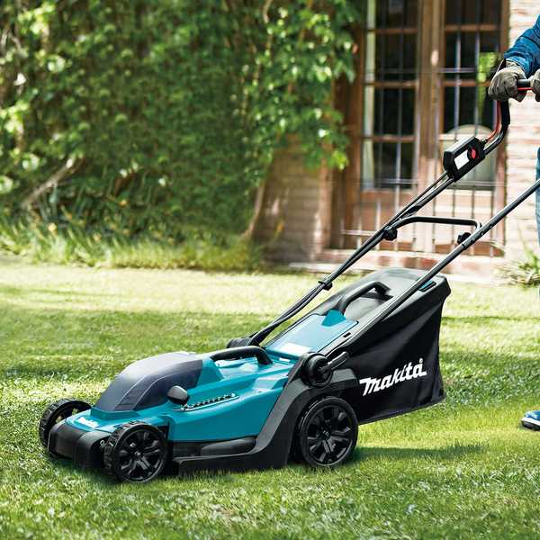 Makita DLM330Z Akku-Rasenmäher 18V 33 cm<br>