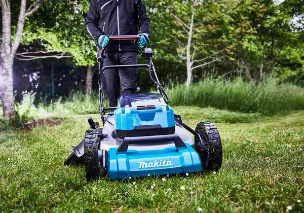 Makita DLM532Z Akku-Rasenmäher 18V mit Radantrieb 53 cm<br>