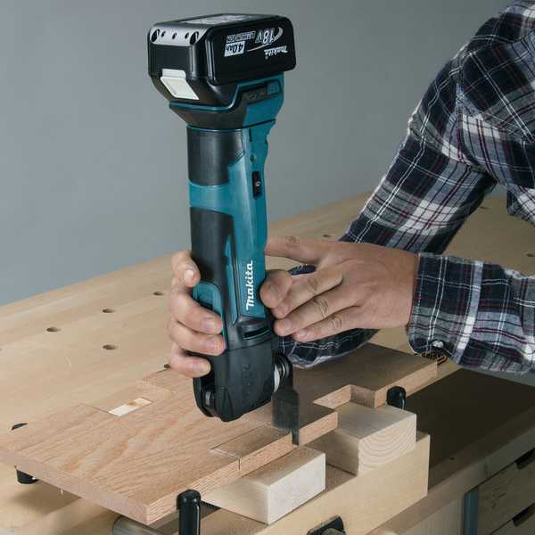 Makita DTM51RTJX2 Akku-Multifunktions-Werkzeug 18V<br>