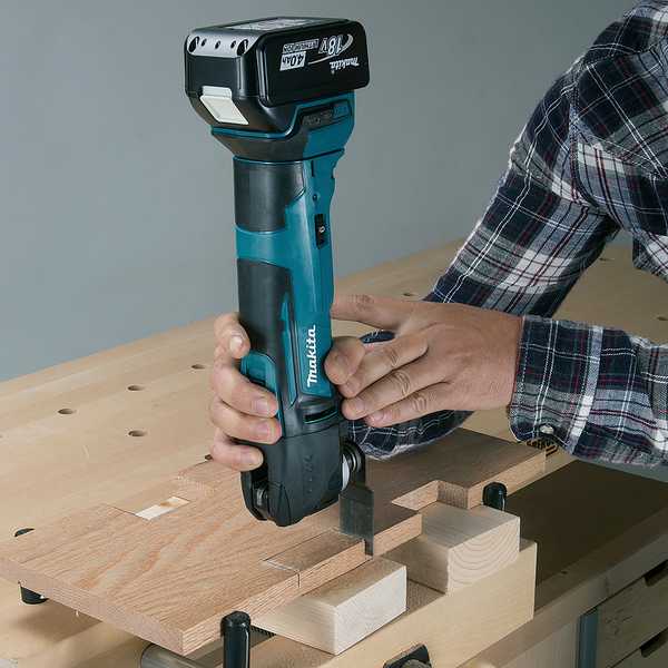 Makita DTM51RTJX2 Akku-Multifunktions-Werkzeug 18V<br>