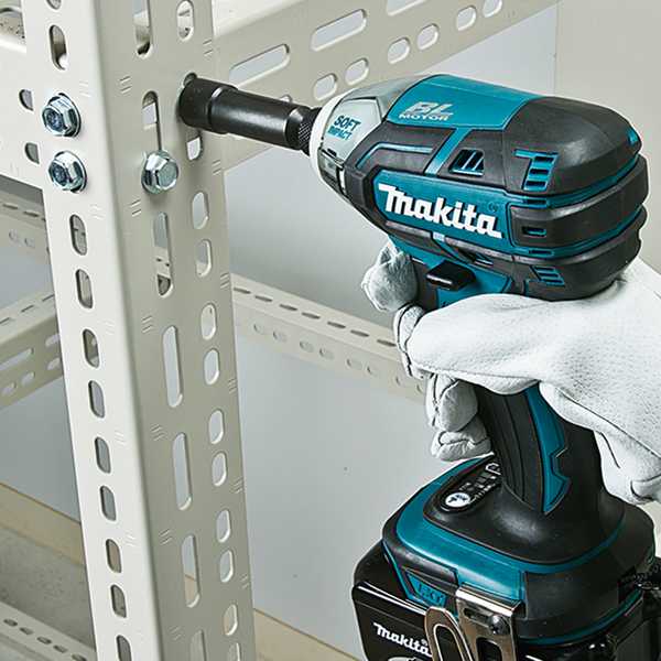 Makita DTS141RTJ Akku-Schlagschrauber «Oil-Impulse» 18V<br>