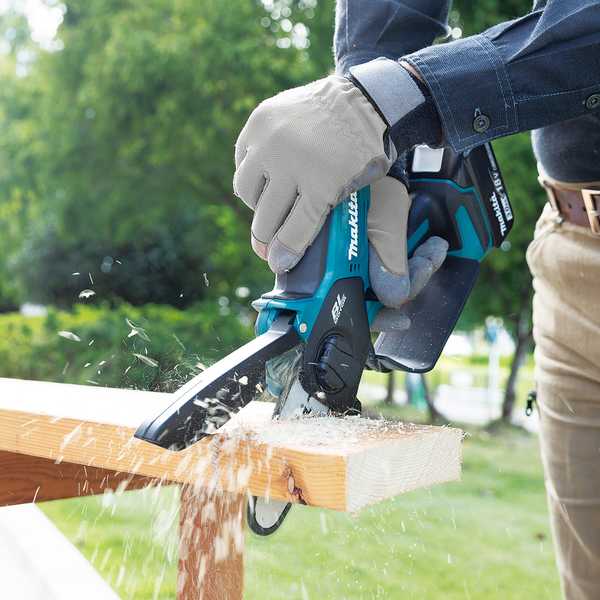 Makita DUC101Z Akku-Astsäge 18V<br>