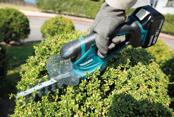 Makita DUM111RFX Akku-Grasschere 18V<br>