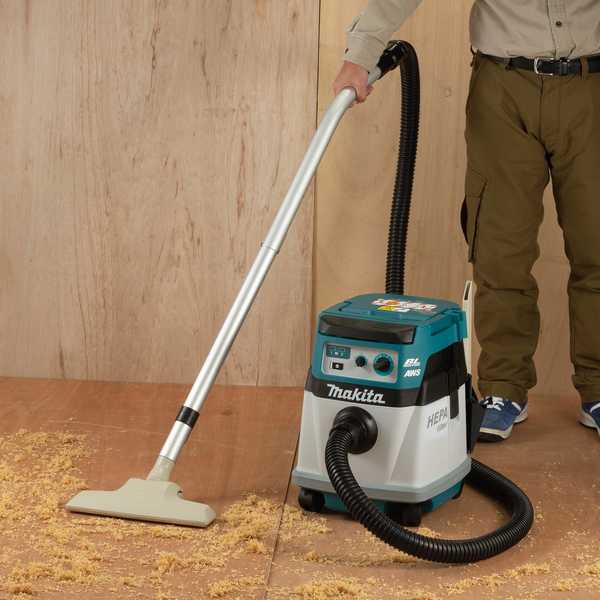 Makita DVC157LZX3 Akku-Staubsauger 18V<br>