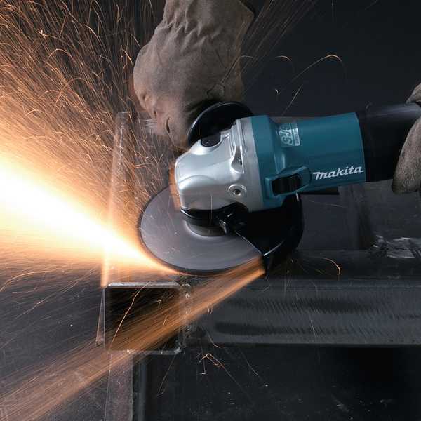 Makita GA6040CF Winkelschleifer<br>