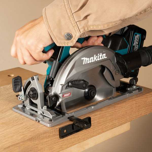 Makita HS012GD201 Akku-Handkreissäge 40V<br>