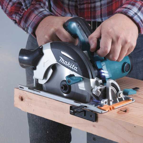 Makita HS6101J Handkreissäge<br>