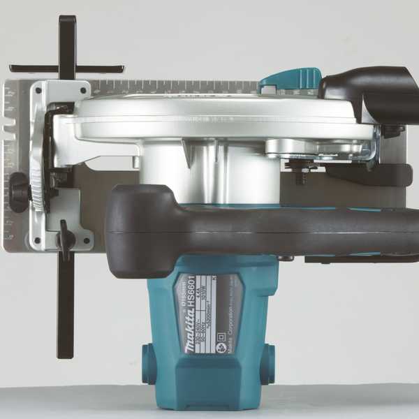 Makita HS6601J Handkreissäge<br>