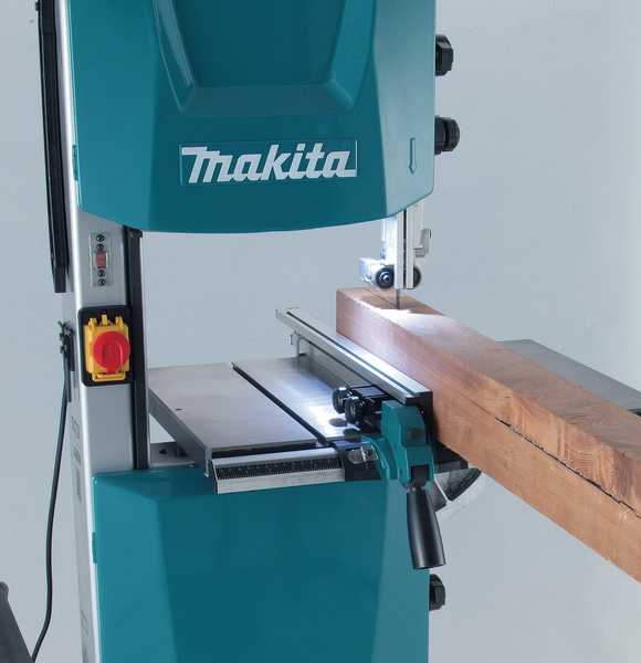 Makita LB1200F Bandsäge<br>