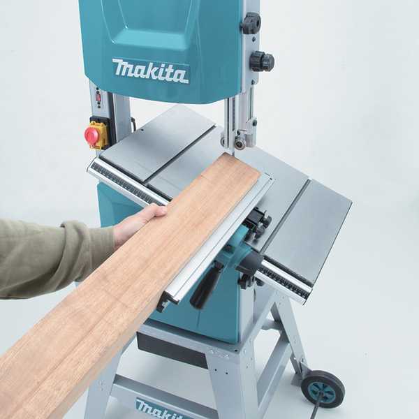 Makita LB1200F Bandsäge<br>