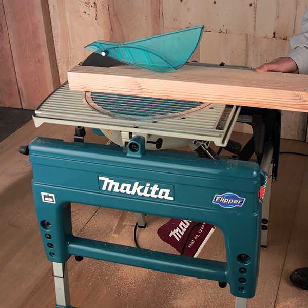 Makita LF1000 Tisch/Gehrungs- und Kappsäge<br>