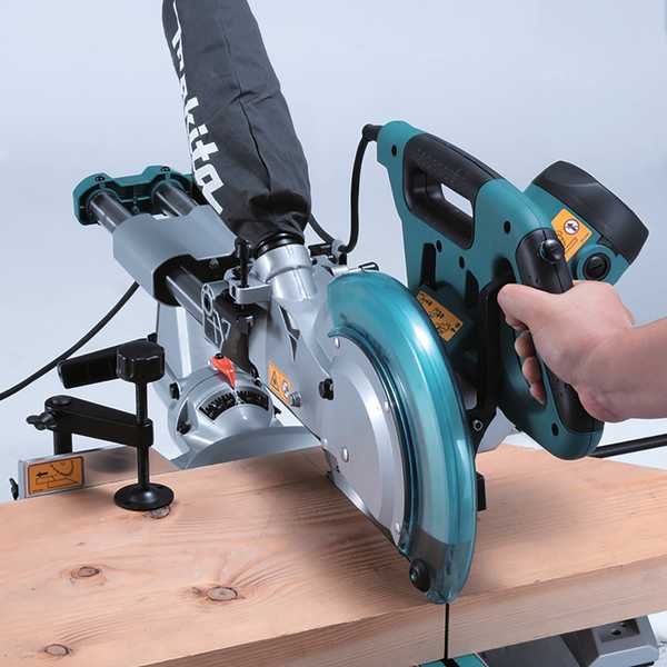 Makita LS1018LN Kapp- und Gehrungssäge 260/30 mm<br>