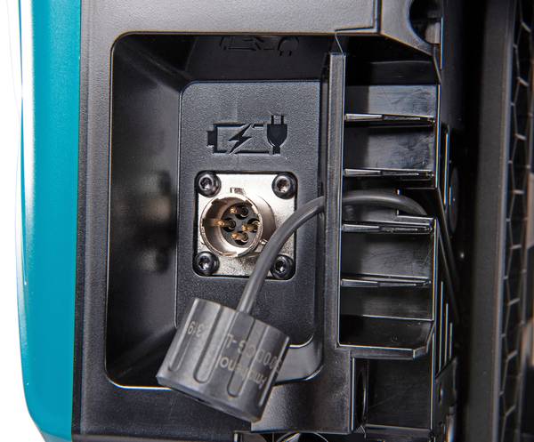 Makita PDC1500A01 Rückentragbarer Akku<br>