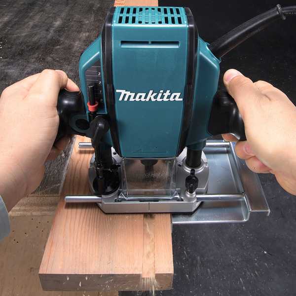 Makita RP0900J Eintauch-Oberfräse<br>