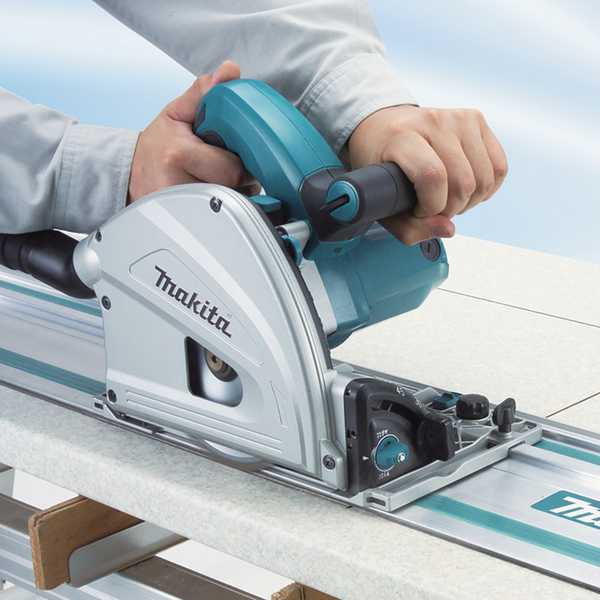 Makita SP6000J Eintauch-Kreissäge<br>