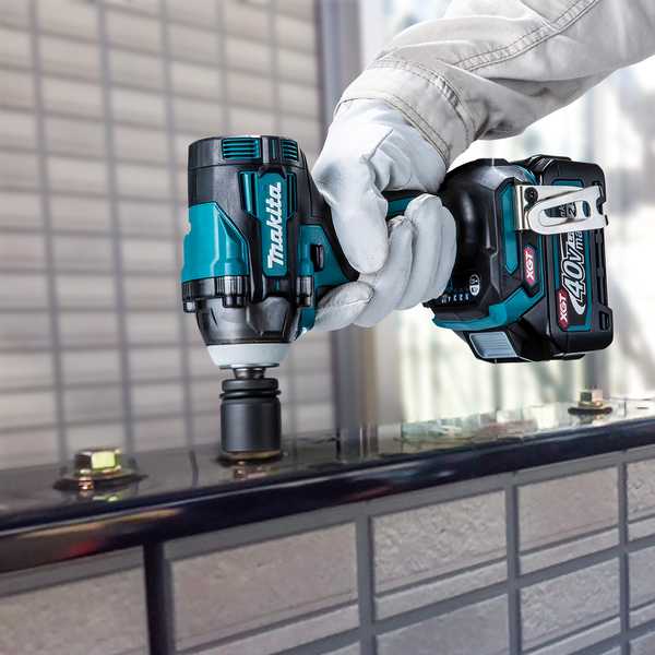 Makita TW004GM202 Akku-Schlagschrauber 40V<br>