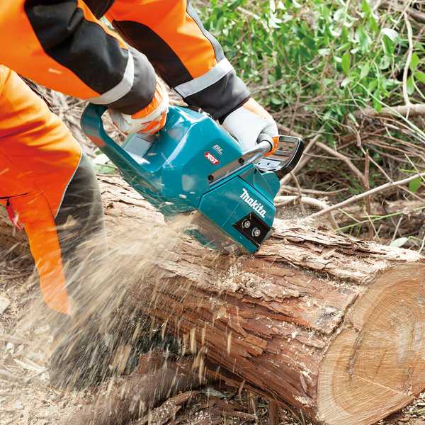 Makita UC012GT101 Akku-Kettensäge 40V<br>