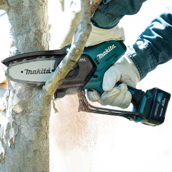 Makita UC100DZ Akku-Astsäge 12V<br>